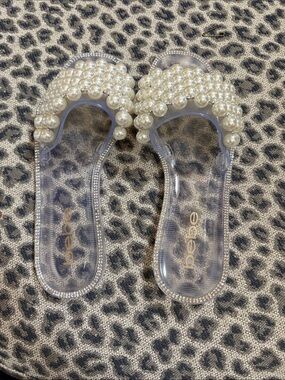 bebe Clear Slide Sandals with Pearl Cluster Accents - White